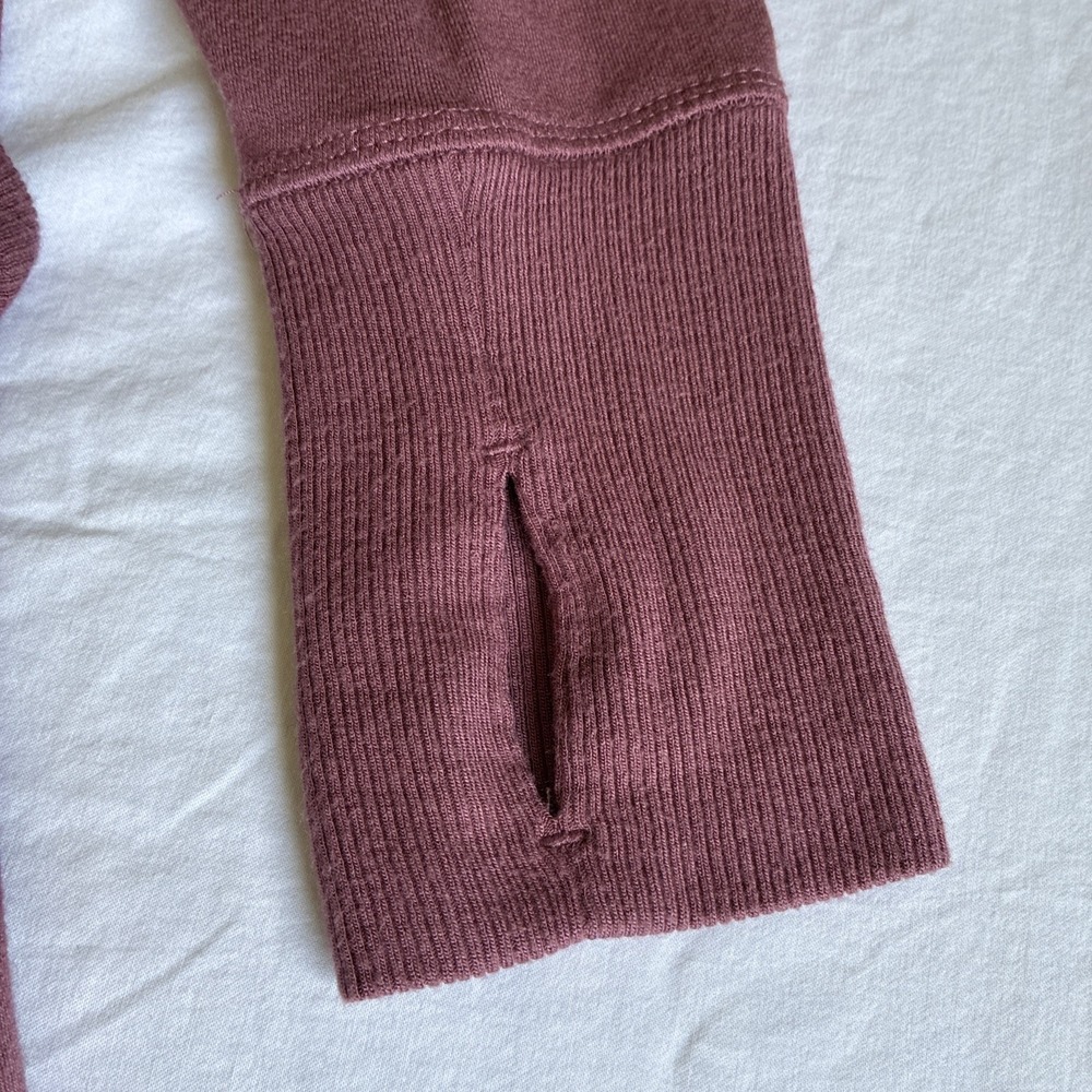 Athleta Pranayama Restore Wrap Cardigan‎ Thumbholes Pockets Victorian Berry M - Picture 4 of 11
